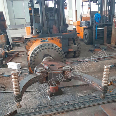 客戶定制無軌取料機